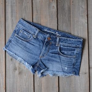 *American Eagle* Distressed*SHORTS
